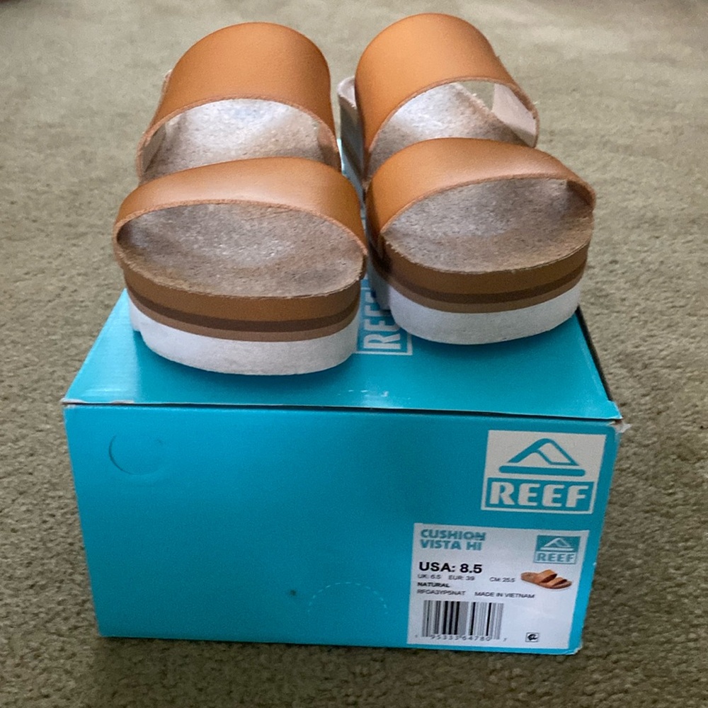 Reef Cushion Vista High Slides